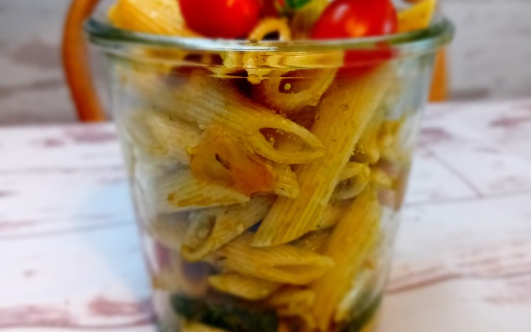 PENNE AUX LEGUMES D&rsquo;ETE, MOZZARELLA ET PESTO